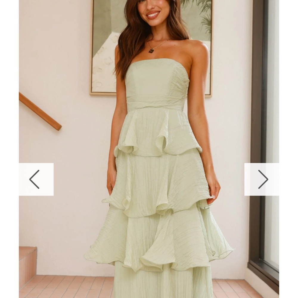 Elegant Strapless Green Dress